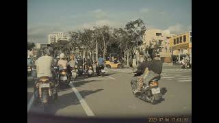 [問題] 機車優先道 轉彎可以跨越?