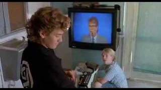 Download lagu I love the Power Glove... its so bad. mp3