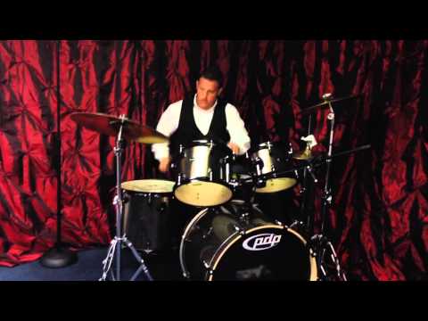 Muevete muevete / by Madelaine Morejon