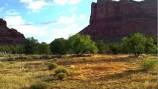 preview picture of video 'Courthouse Loop Trail-The Hike House - Sedona Hiking Trails'
