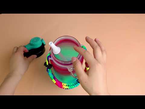 Hawson Large Gallon Water Bottle with Motivational Time Marker, Straw & Handle by Amazon。