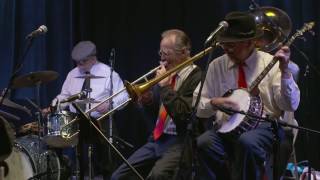 The State Street Traditional Jazz Band - Shake That Thing HD