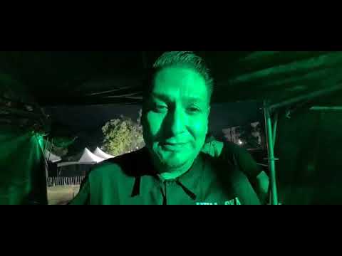 BigJavy llega de sorpresa a concierto de Los Caligaris (backstage)