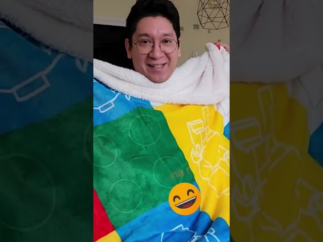 Vídeo relacionado con Get Trend Five Nights at Freddys Manta Polar Suave para Sofá o Cama 130x150cm, Manta Calentita para Niños, Adolescentes y Gamers, Regalo Original (Negro FNF)