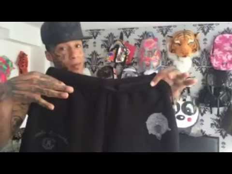 Tino Kamal: SwaggaBot - Crooks and Castles