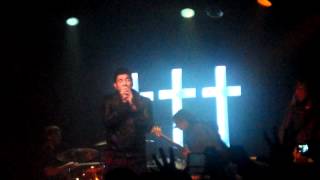 Crosses-Bermuda Locket