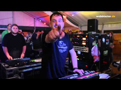 2015-06-05_DSC_0257 Sidewalk (Kirmes) - Zingsheim