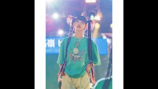 最新ニュース -  TRFや島谷ひとみらと共演、令和のバズ女王・高嶺ヒナがサンリオコラボ衣装でランウェイ歩く