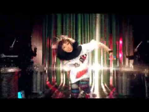 2NE1 - FIRE (Space Ver.) M V.avi the Offecial Music Video dora
