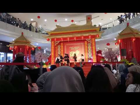 [20190216] (G)I-DLE - DOLLAR + LATATA Dance Cover by SIRIUS GIRLS @Hartono Mall Yogyakarta