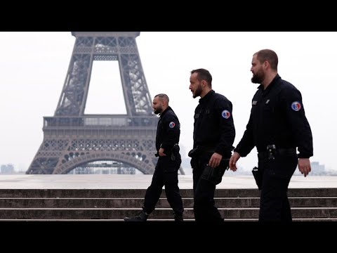 فيديو البدء في تغريم المخالفين للحجر الصحي في فرنسا بـ135 يورو