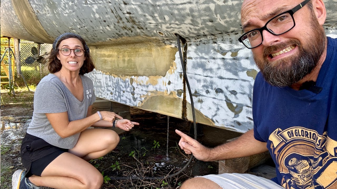 ⛵️ Hurricane damaged catamaran. SO much water in BOTH keels 💦 Ep 600
