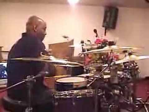 James Ross @ Calvin Rodgers (MD, Drums - Fred Hammond) - Jross-tv