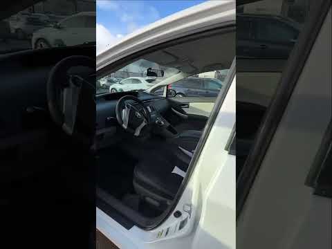 фото toyota prius iii (xw30) 0