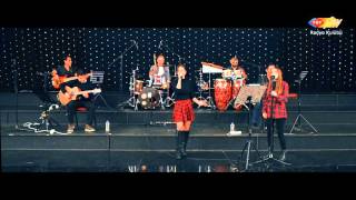 Simge - Vicdanın Affetsin &amp; Misafir (Canlı Performans)