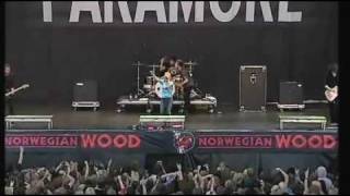 Paramore Miracle Live