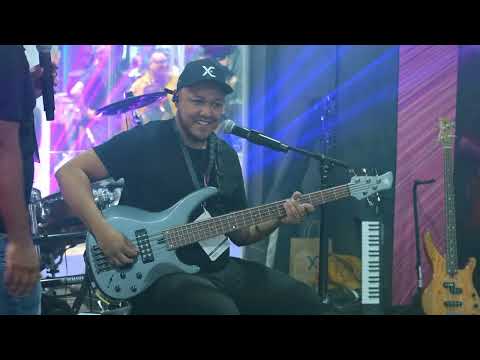 5-струнная бас-гитара YAMAHA TRBX-305 (Mist Green) - фото 1 - id-p1326346637