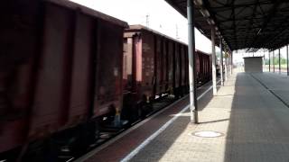 preview picture of video 'Durchfahrt einer 143 in Richtung Zwickau'