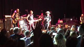 Adam Ant - Stand and Deliver