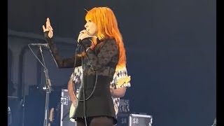 paramore having to stop a fight during caught in the middle