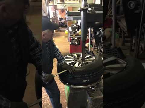 How to mount a runflat tire.old school