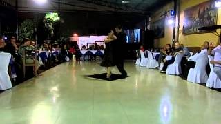 20140809 Betina y Luis Bailando Tango en Milonga Pro Pedro Marrero CUV