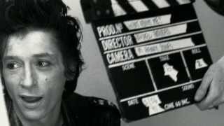 Johnny Thunders - Alone in a Crowd