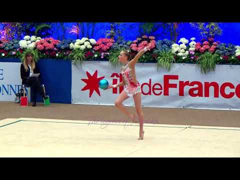 Milla JUNNILAINEN (FIN) ball - 2017 Corbeil junior AA