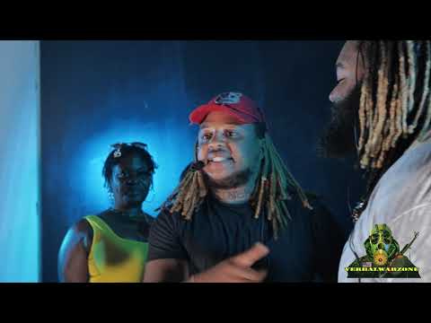 Holmzie Da God vs Cash Capone