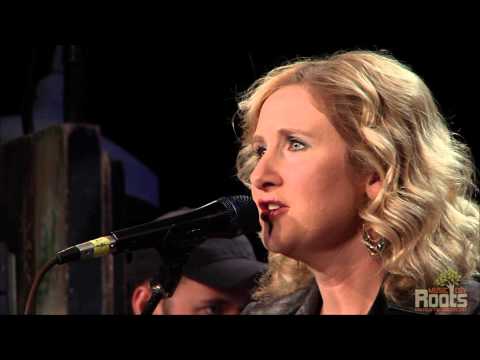 Amy Black "Nobody Knows You"