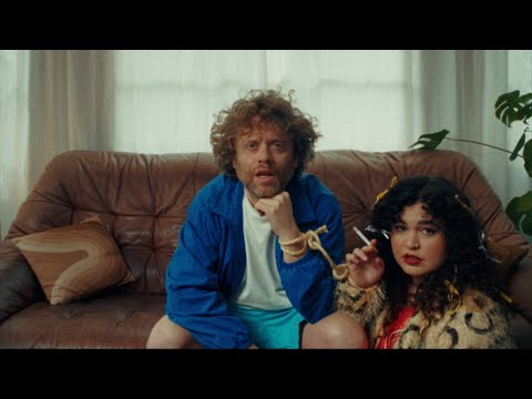 Pyjamas - Benny Sings