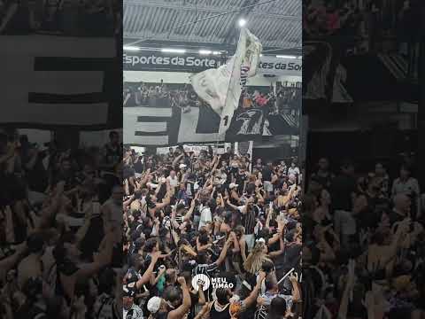 VEJA COMO FOI A COMEMORAÇÃO NA QUADRA DOS GAVIÕES DA FIEL COM O VICE DO CARNAVAL DE SÃO PAULO