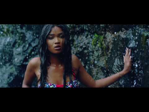 DEMMIE VEE  LOVE ME TENDER