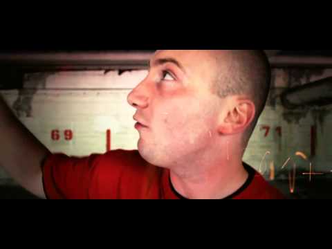 RY23 - Nie zwalniam tempa ( Feat. Shellerini & Słoń)(720p)