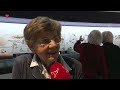 Boek over meterslang geborduurd wandtapijt gepresenteerd