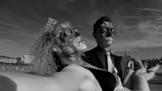 Donald Trump Makes Me Wanna Smoke Crack by Ledinsky