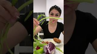 Download lagu DUT MAKAN BAWANG DAN KANGKUNG MENTAH 👍🏻🙏 mp3