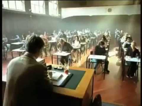 Profesori vs Studenti