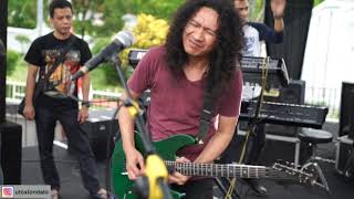 Download lagu CHECK SOUND..!! UTOX LONDALO BAND Feat : YAYA MOEKTIO, EET SJAHRANIE, ACHMAD ALBAR mp3