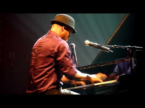 Roberto Fonseca 12 (2010) Cuando Uno Crece