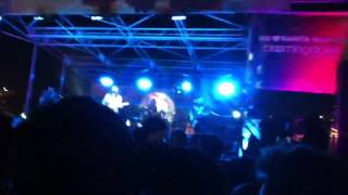 Best Coast Dreaming My Life Away live