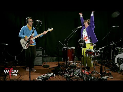 Tune-Yards - "Limelight" (Live at WFUV)