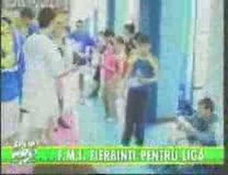 Universitatea Craiova face gesturi caritabile