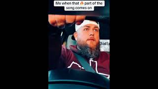 Download lagu Lil Jon - throw it up gang signs video (funny) mp3