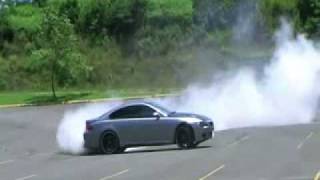 BMW M6 Parkplatz Burnout Drift