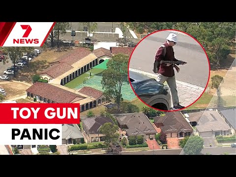 Sydney schools go into lockdown after man spotted with toy gun in Beaumont Hills | 7NEWS