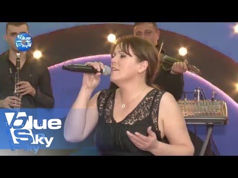 Donika Ndreca - Niset trimi per kurbet LIVE (Official video)Weekend Vip