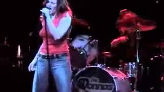 The Donnas   It's On The Rocks (Live at The Edge. Palo Alto 2003)