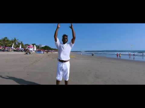 Omar ft. Leon Ware - Gave My Heart [Official Video]