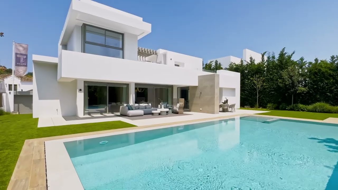 Villa zum Verkauf in El Paraiso, Estepona Ost